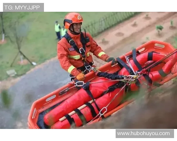 杭州攀岩队包夹战术解析与攀岩热点的深度探讨